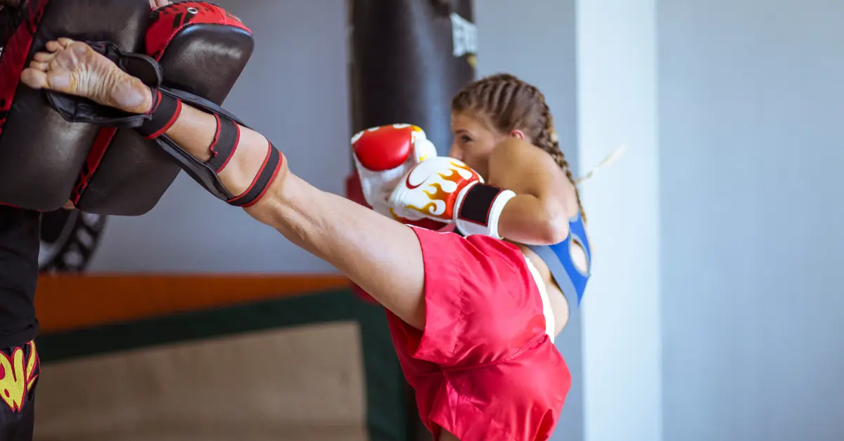 12 Benefits of Private Kickboxing Lessons